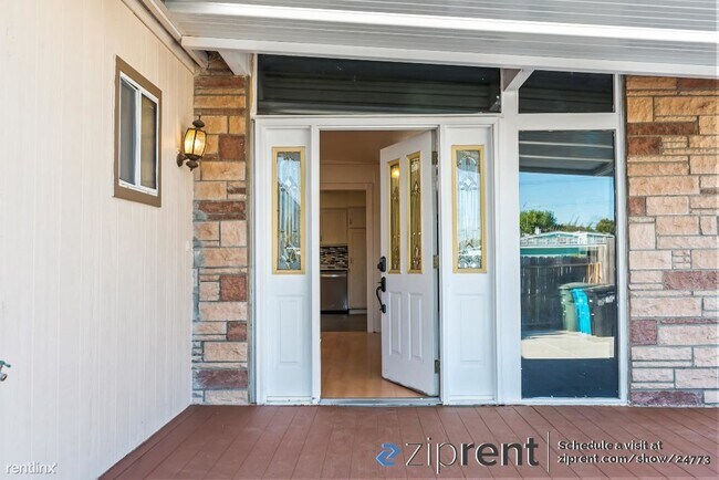 1760 Hamlet Street, San Mateo, CA 94403 photo 3