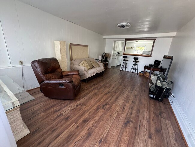 8459 La Mesa Blvd La Mesa, CA 91942 photo 2