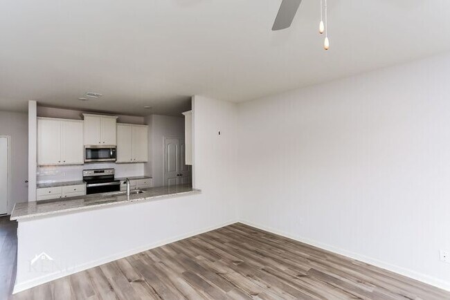 1101 Wheatfield Ln Crowley, TX 76036 photo 5