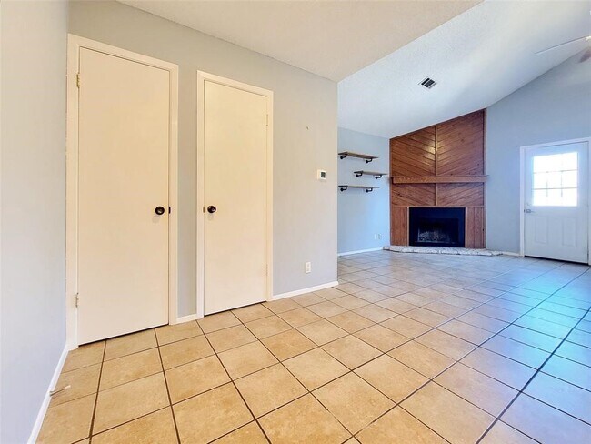 3503 Rocky Hollow Trail Georgetown, TX 78628 photo 4