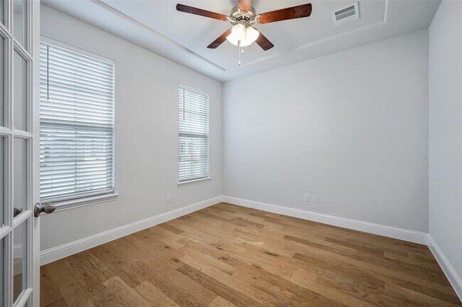 2037 Almassera Dr Little Elm, TX 75068 photo 5