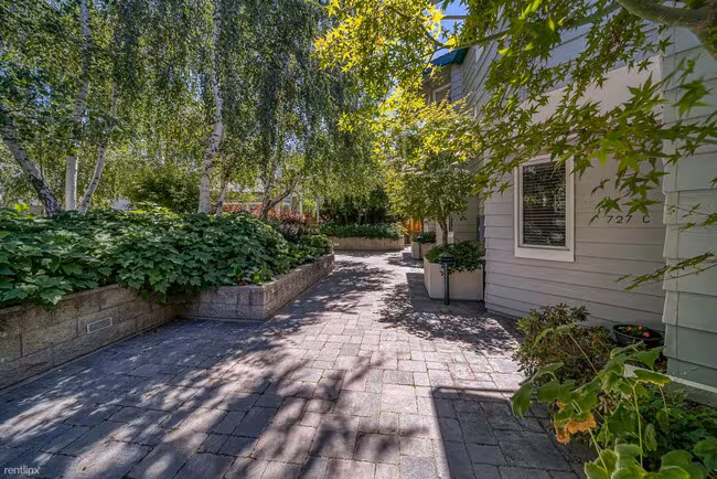 727 Loma Verde Avenue, Palo Alto, CA 94303 photo 4