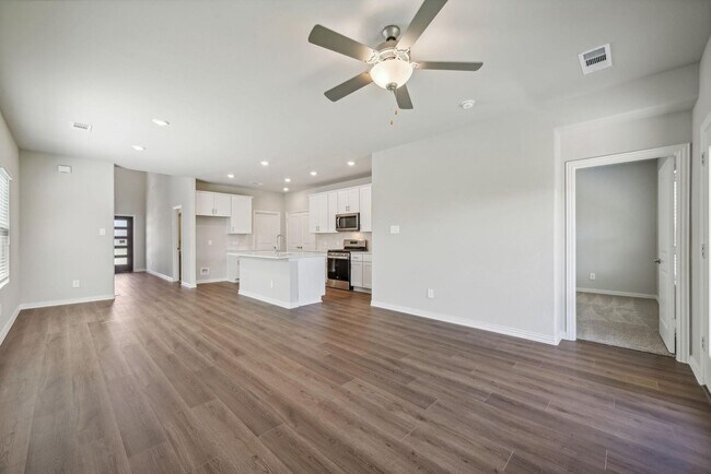 706 Hemingway Ln McKinney, TX 75069 photo 4