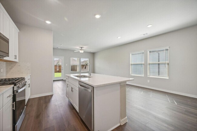 706 Hemingway Ln McKinney, TX 75069 photo 5