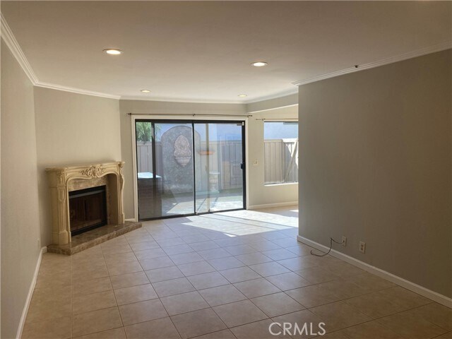 8088 Caminito Mallorca San Diego, CA 92037 photo 2