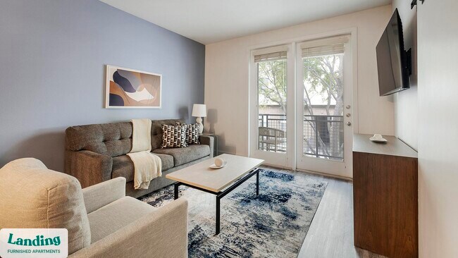 810 W St Johns Ave Austin, TX 78752 photo 2