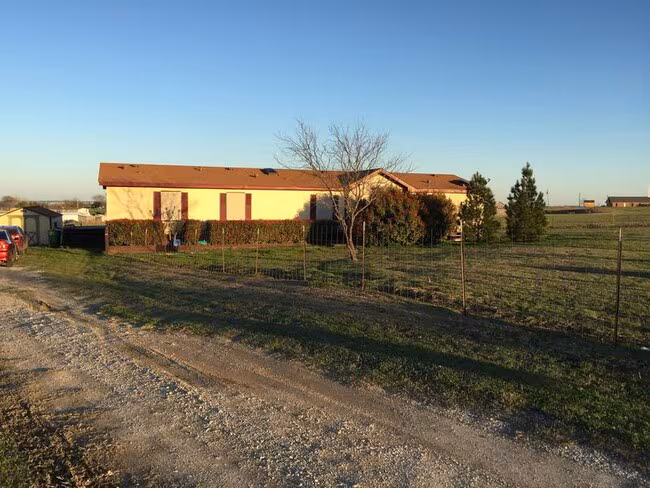 4000 Green Ridge Ln Alvarado, TX 76009 photo 4