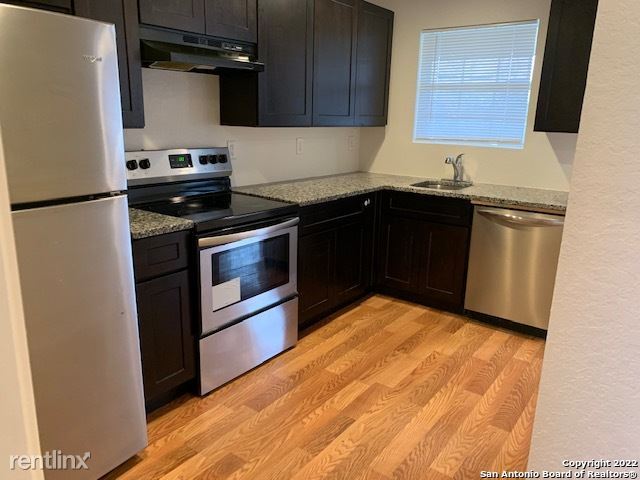 340 Maryland St San Antonio, TX 78203 photo 4