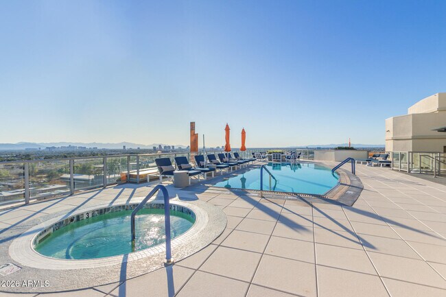 2211 E Camelback Rd Phoenix, AZ 85016 photo 5