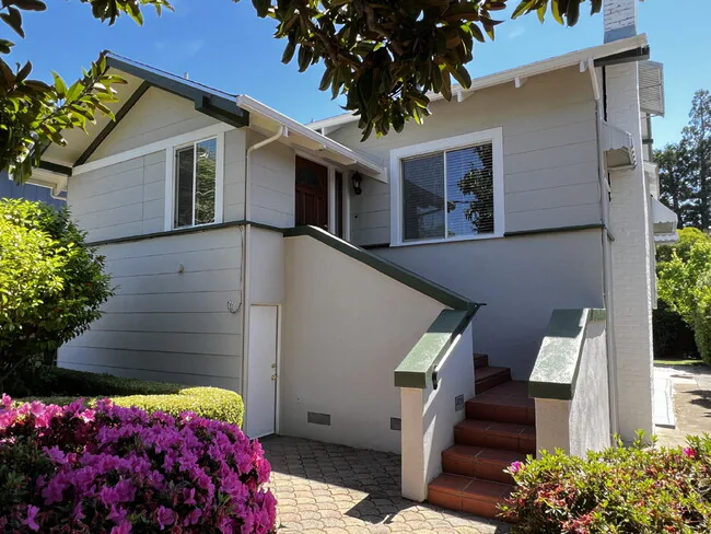 28 Cordone Dr San Anselmo, CA 94960 photo 2