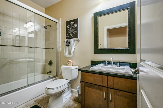 7291 N SCOTTSDALE Rd Paradise Valley, AZ 85253 photo 4