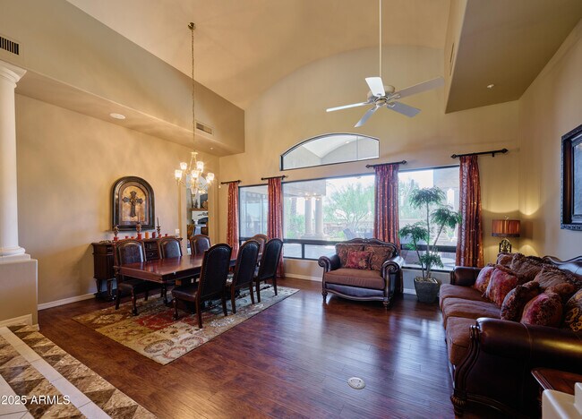 25550 N Wrangler Rd Scottsdale, AZ 85255 photo 4