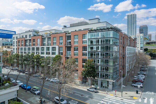 200 Brannan St San Francisco, CA 94107 photo 2