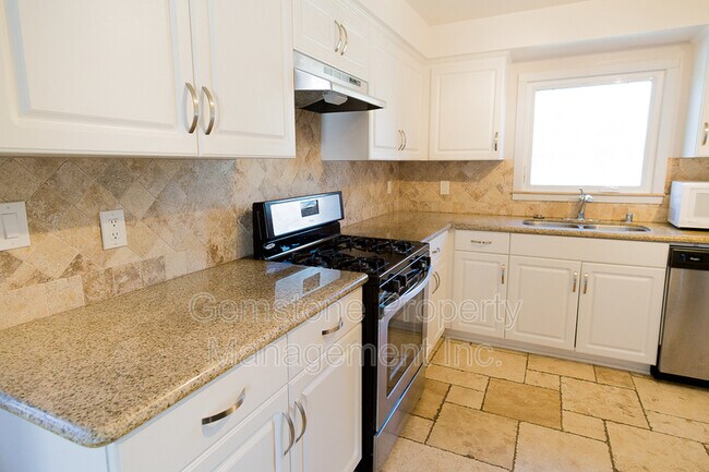 5135 63rd St San Diego, CA 92115 photo 4