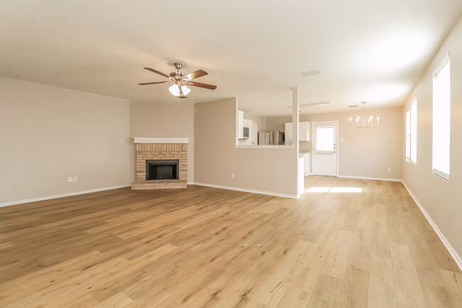 517 Riverflat Drive, Fort Worth, TX 76179 photo 5