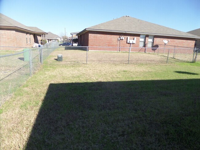 2801 Alma Dr Killeen, TX 76549 photo 5
