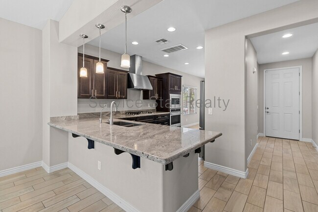 3290 E Wisteria Pl Chandler, AZ 85286 photo 5