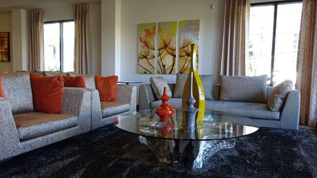 4855 Ariva Way San Diego, CA 92123 photo 2