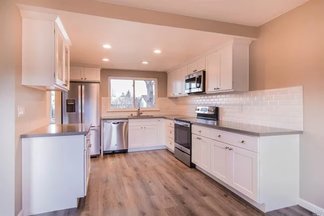 7201 Camino Colegio Rohnert Park, CA 94928 photo 2