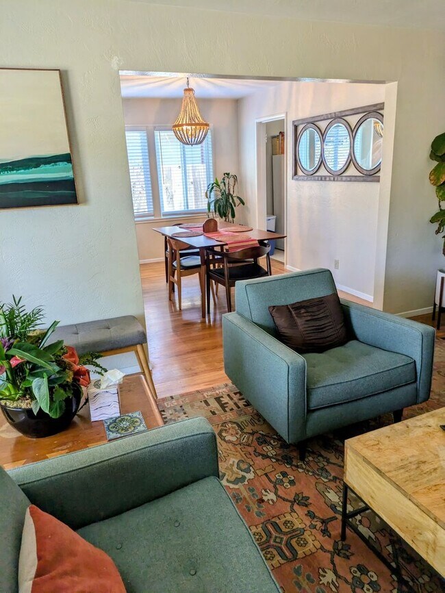 1757 King St Santa Cruz, CA 95060 photo 2