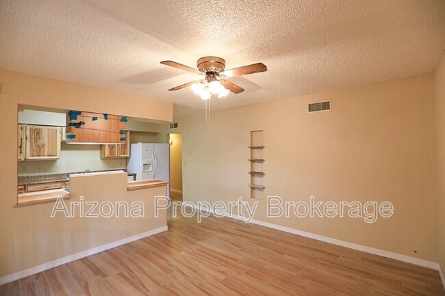 2408 W Morten Ave Phoenix, AZ 85021 photo 5