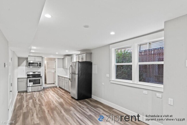 1701 Broadway, Alameda, CA 94501 photo 4