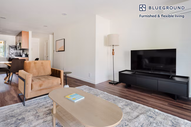 20800 Homestead Rd Cupertino, CA 95014 photo 4