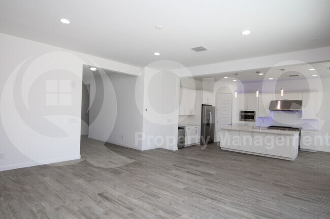 3933 West Thurman Drive, Laveen, AZ 85339 photo 5