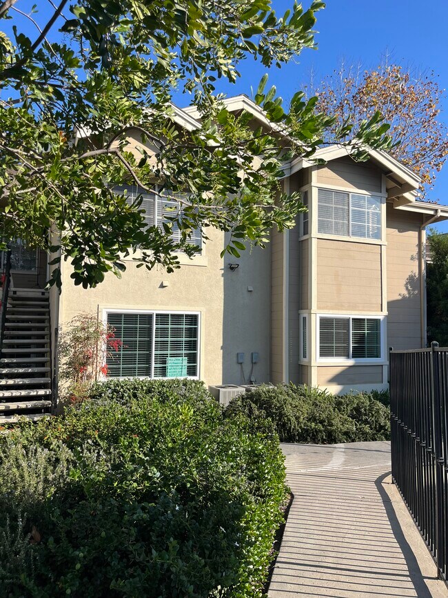 3545 Grove St Lemon Grove, CA 91945 photo 2