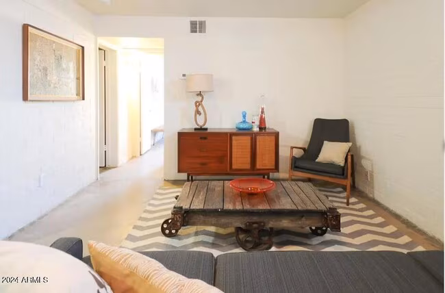 8021 E Osborn Rd Scottsdale, AZ 85251 photo 2