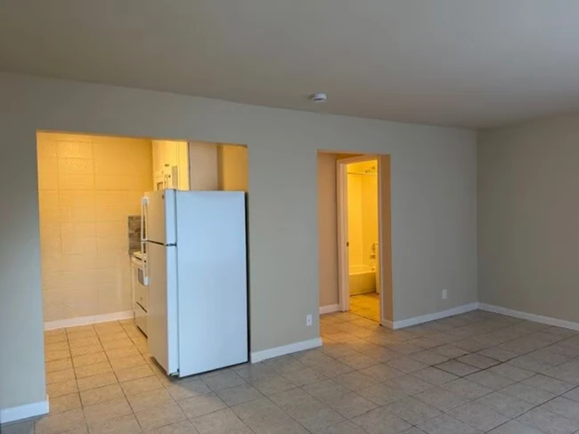 1728 Broadway Redwood City, CA 94063 photo 3
