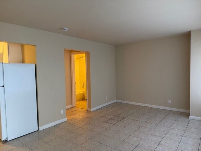 1728 Broadway Redwood City, CA 94063 photo 2