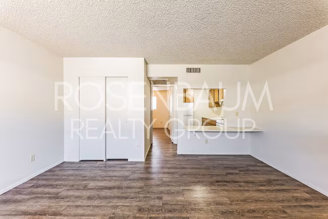 9230 N 6th St Phoenix, AZ 85020 photo 5