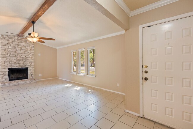 Kick Back In Comfort – 3 Bed, 2 Bath In Chill Nw Austin photo 4