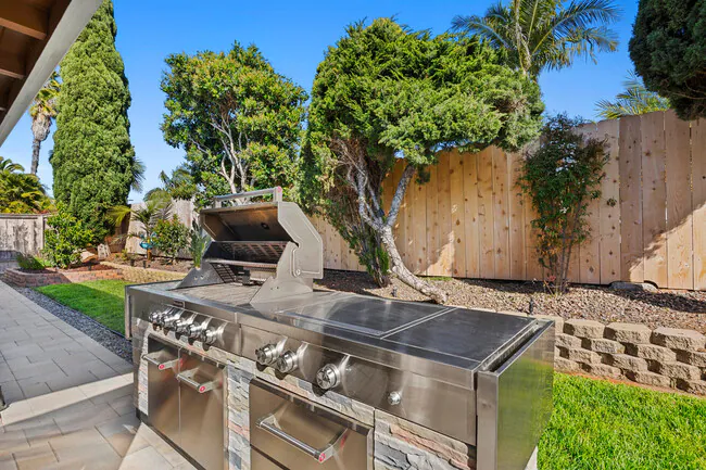 4355 Cannington Dr San Diego, CA 92117 photo 5