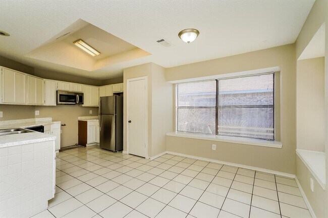2008 Arles Lane, Carrollton, TX 75007 photo 4