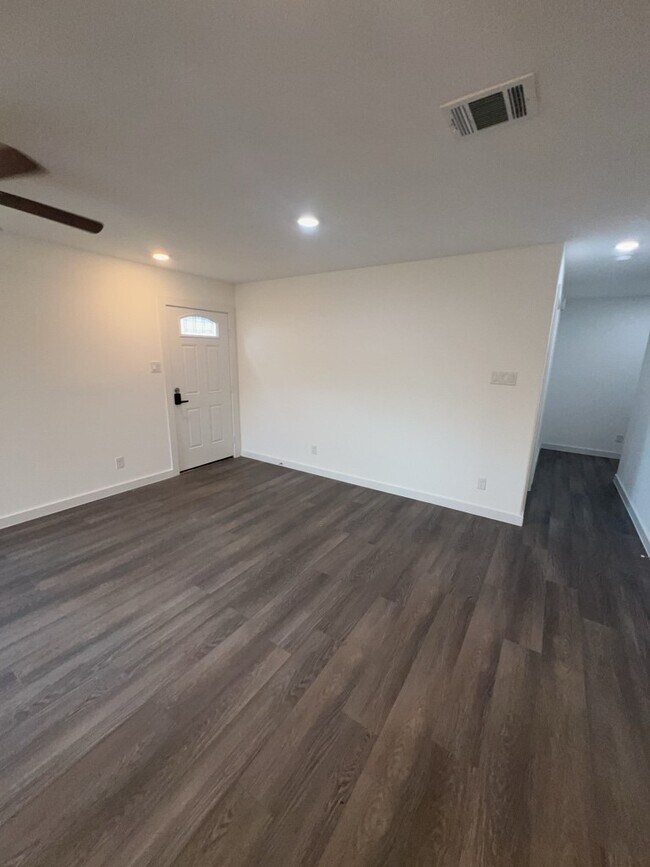 6009 Wedgefield Street, Houston, TX 77028 photo 3