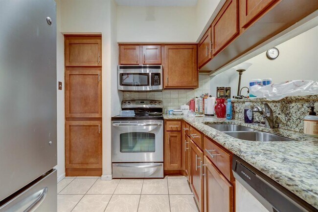 2901 San Jacinto Blvd Austin, TX 78705 photo 5
