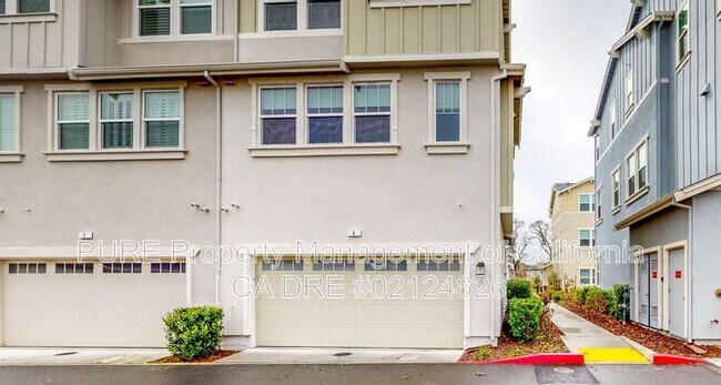 4 Orta Wy Novato, CA 94945 photo 3