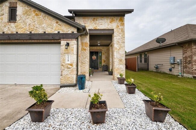 228 Callahan Ln Leander, TX 78641 photo 5