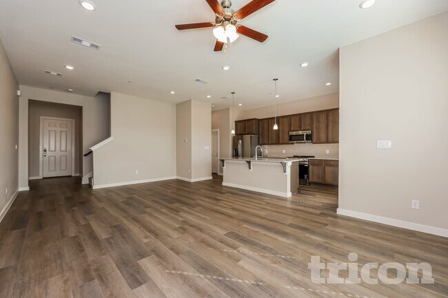 3043 Whitetail Ln Garland, TX 75043 photo 5