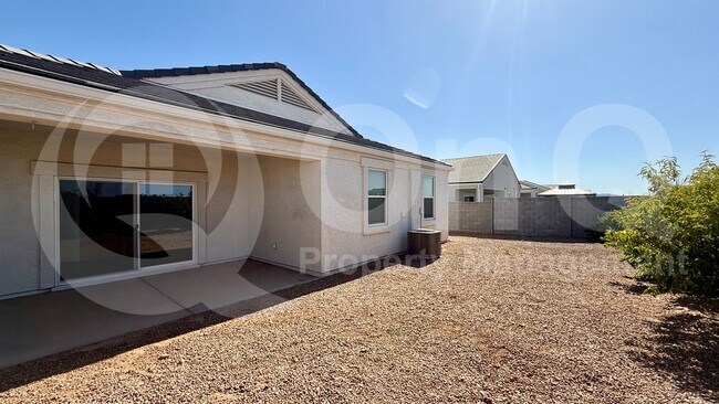 5406 W Stargazer Pl Phoenix, AZ 85339 photo 4