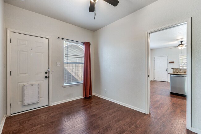 312 Arlington Ct San Antonio, TX 78210 photo 3
