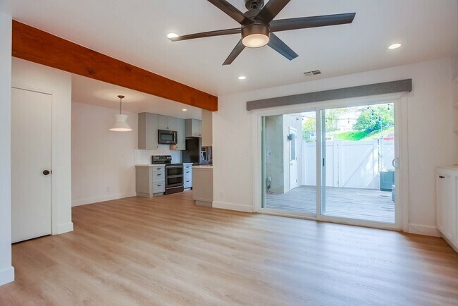 1228 Evergreen Dr Encinitas, CA 92007 photo 5
