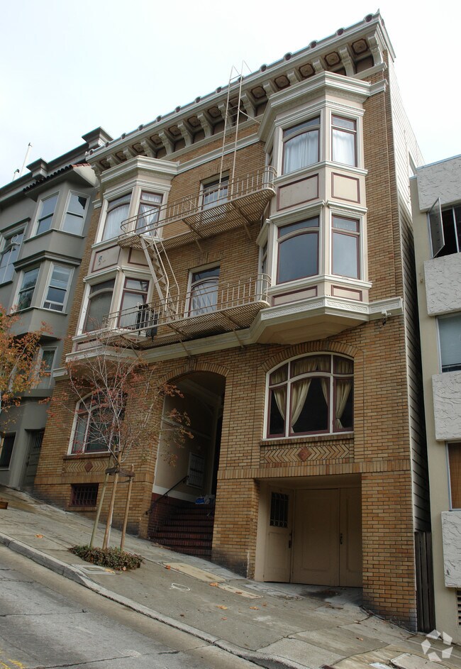 960-966 Broadway photo 4