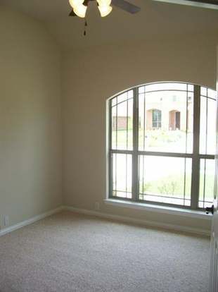 2633 Pine Trail Dr Little Elm, TX 75068 photo 5