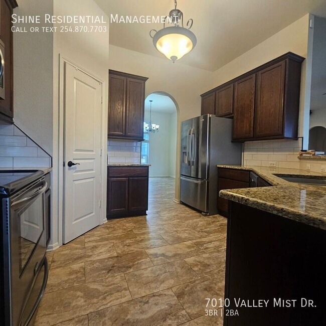 7010 Valley Mist Dr Temple, TX 76502 photo 5