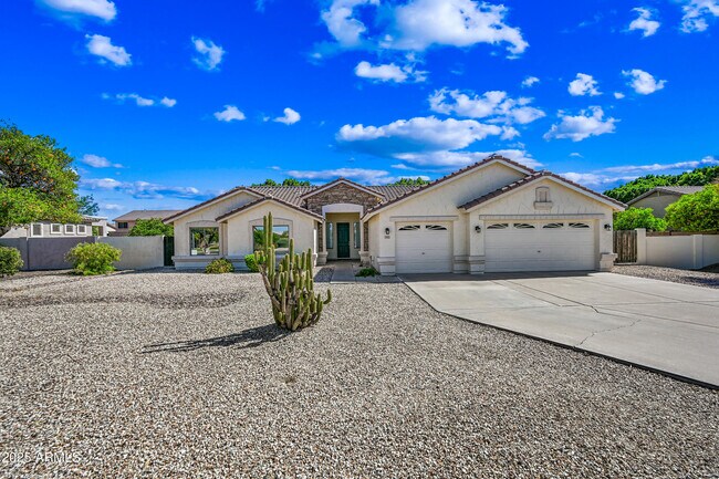 4463 E Downing Cir Mesa, AZ 85205 photo 4