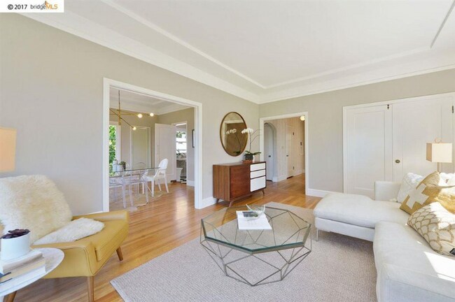 4121 Greenwood Ave Oakland, CA 94602 photo 4