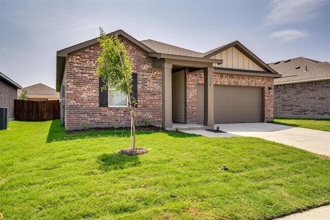 778 Camden Drive, Lavon, TX 75166 photo 2